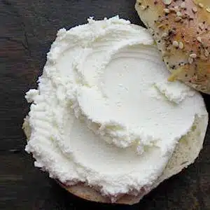 Fromage frais. Source : recettefacile