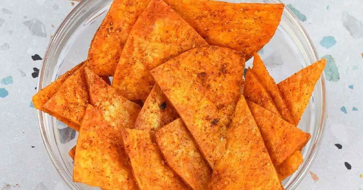 Chips maison façon Doritos au four