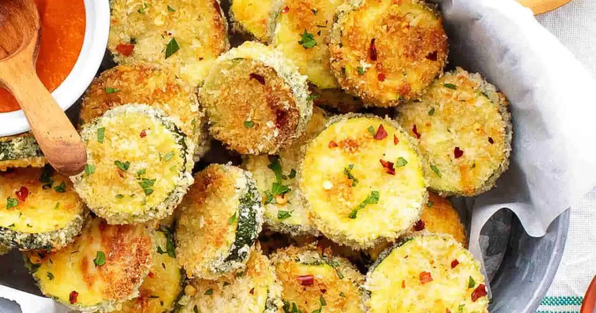 Courgettes croustillantes au four, la délicieuse recette de Cyril Lignac qui transforme vos repas