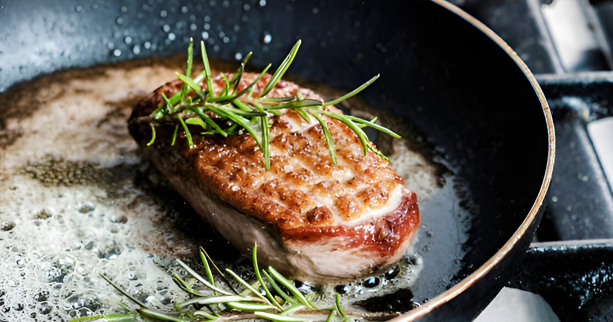 Pourquoi vous devriez cuire votre steak sans le décongeler