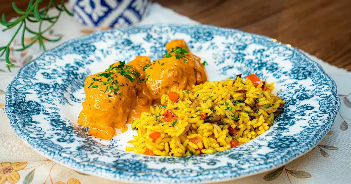 Recette de cuisses de poulet crème au curry et riz